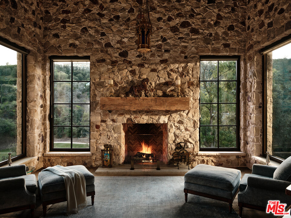 MLS #25511979 image #19