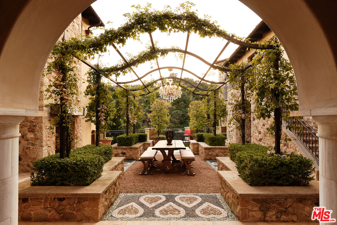 MLS #25511979 image #5