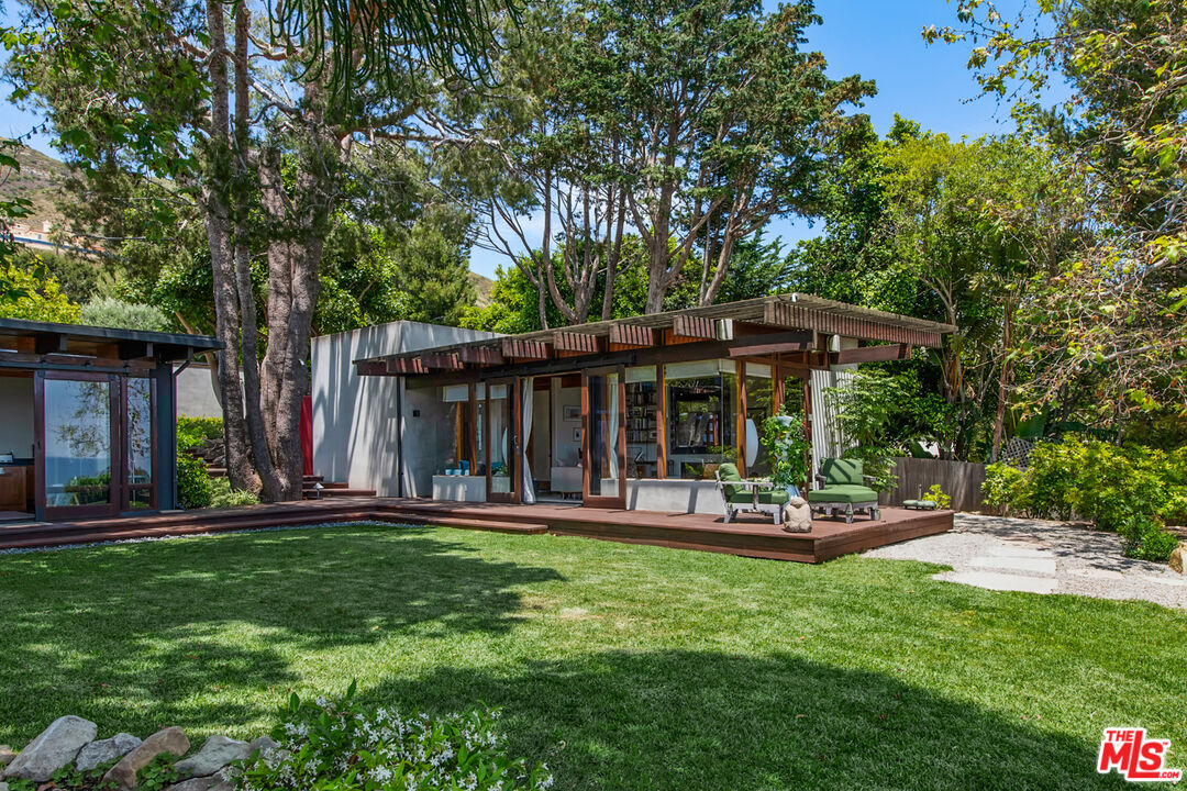 MLS #25512791 image #14