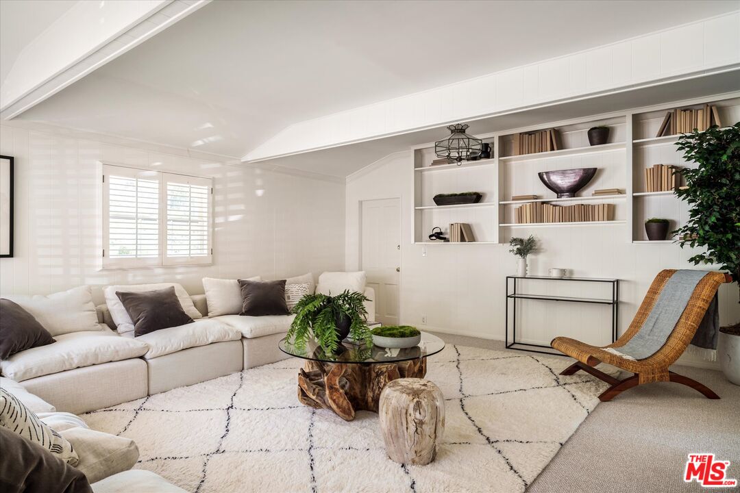 MLS #25513641 image #7