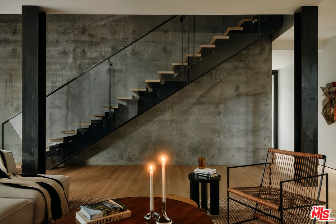 MLS #25513793 image #7