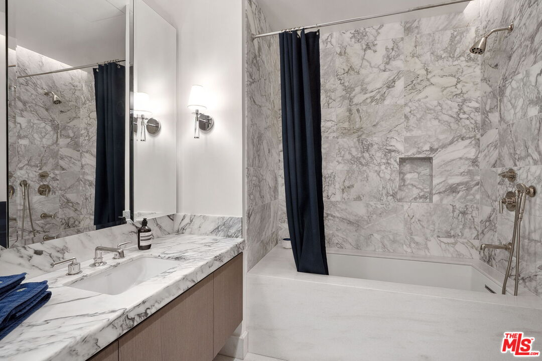 MLS #25516793 image #27