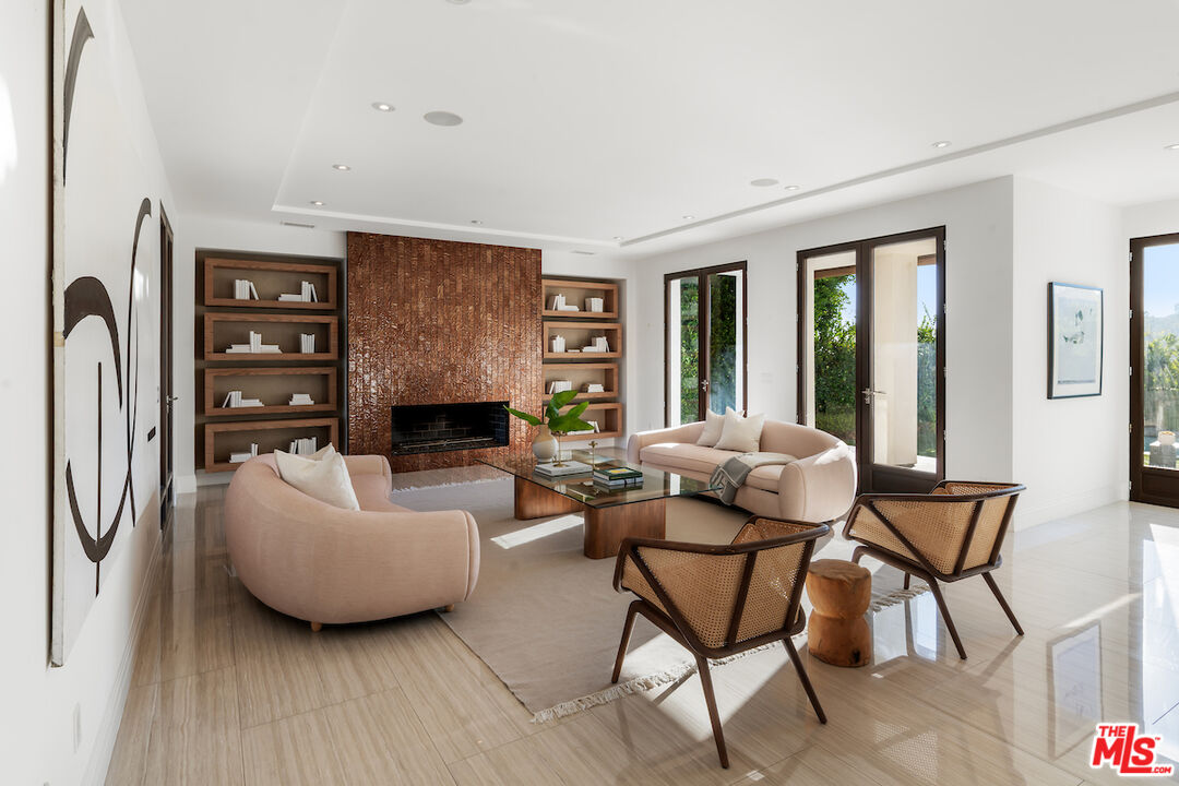 MLS #25518361 image #14