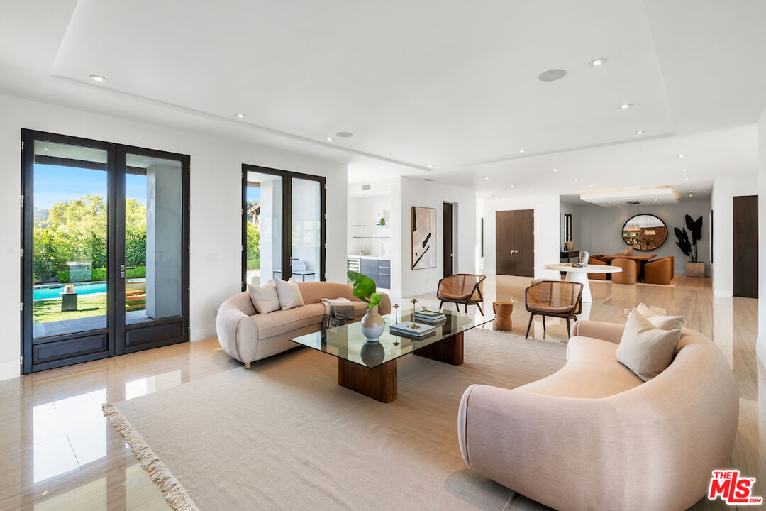 MLS #25518361 image #17