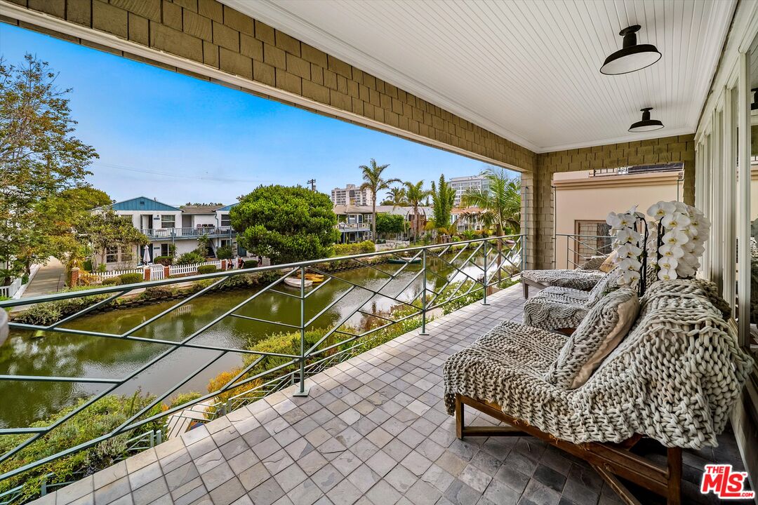 MLS #25521157 image #19