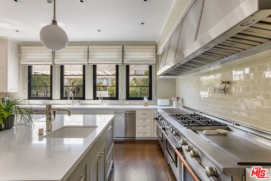 MLS #25521911 image #14