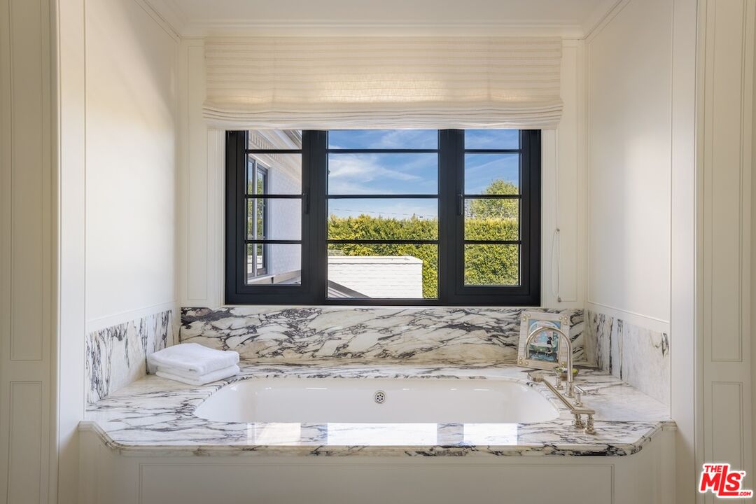 MLS #25521911 image #31