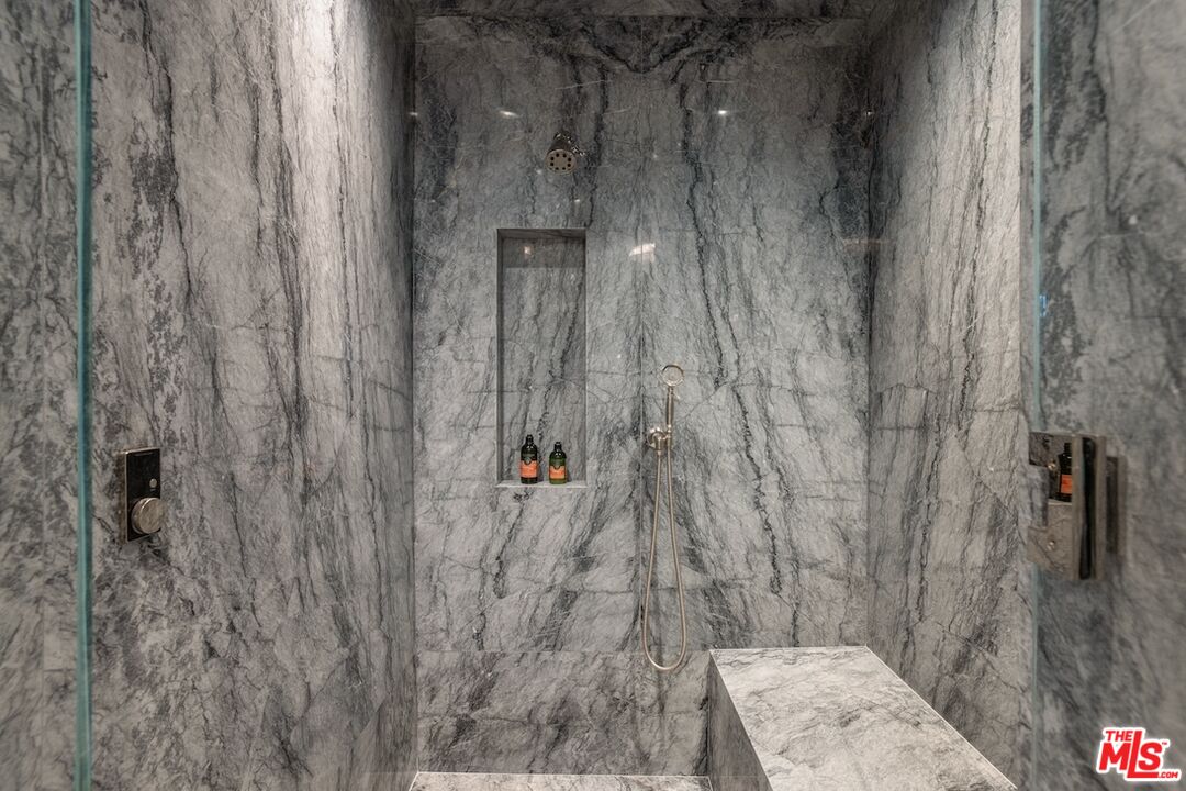 MLS #25521911 image #34