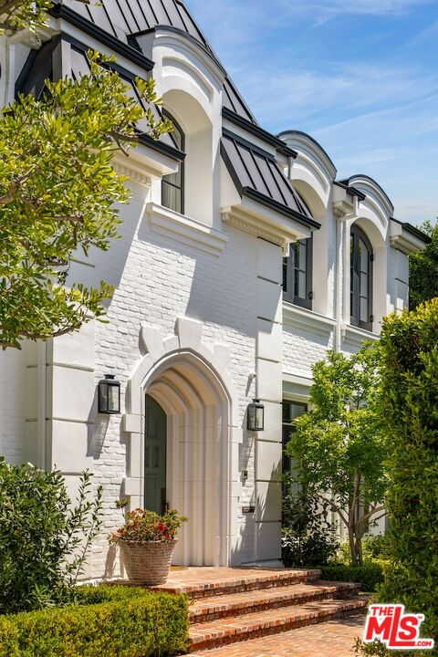 MLS #25521911 image #3