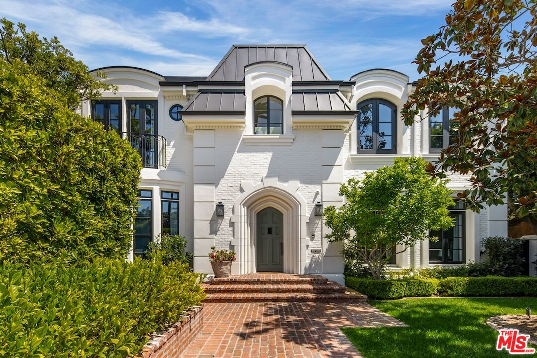 MLS #25521911 image #0