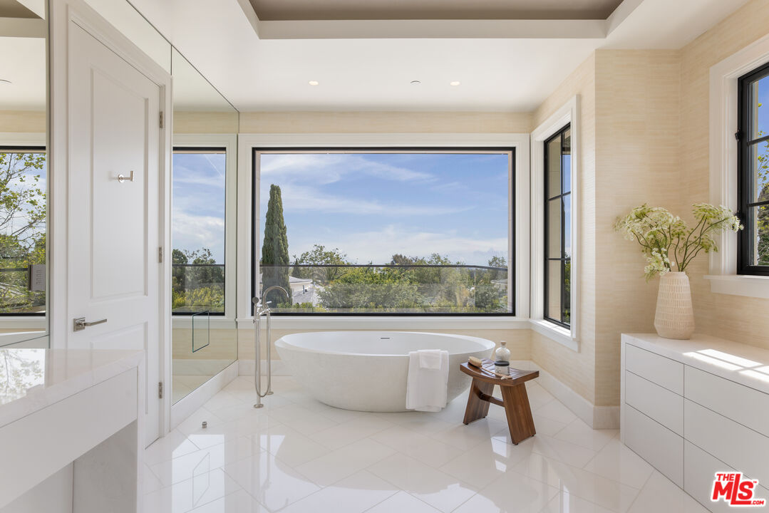 MLS #25522211 image #14