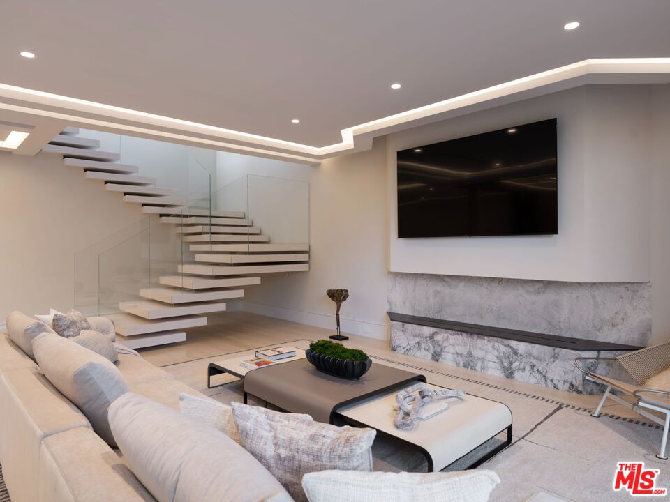 MLS #25522211 image #15