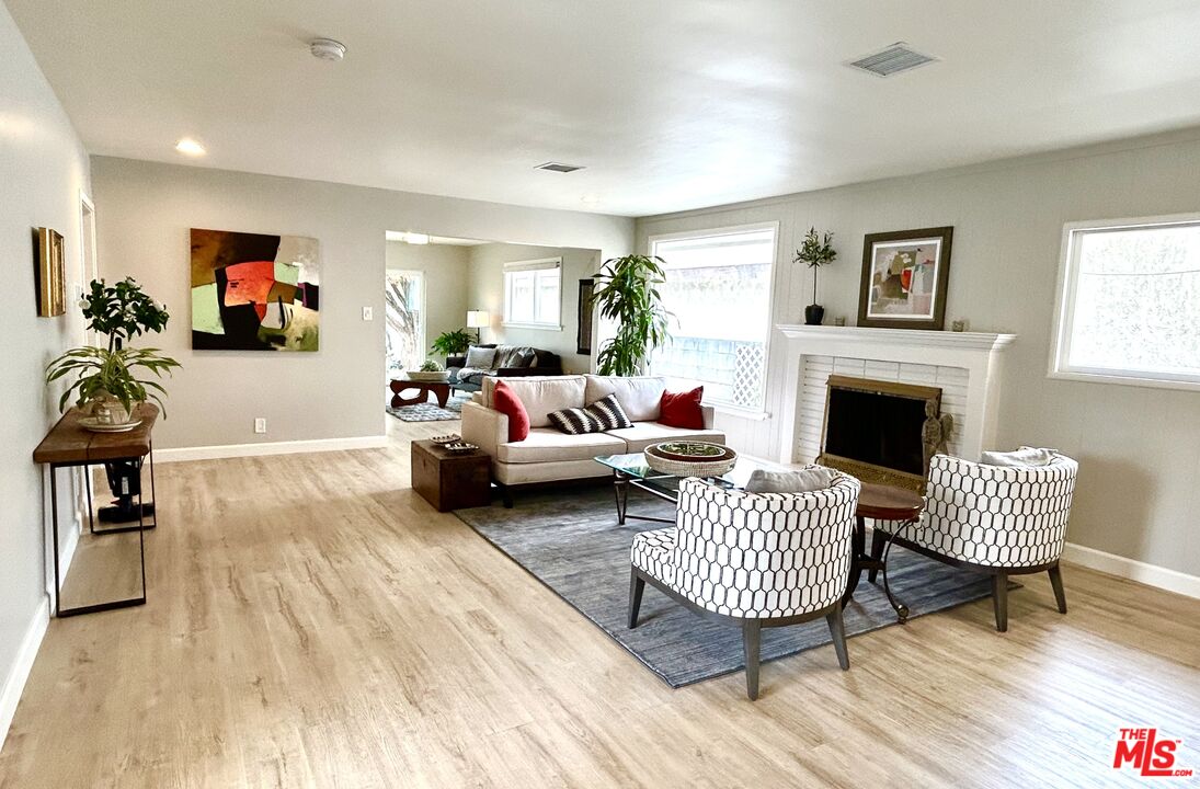 MLS #25522791 image #0