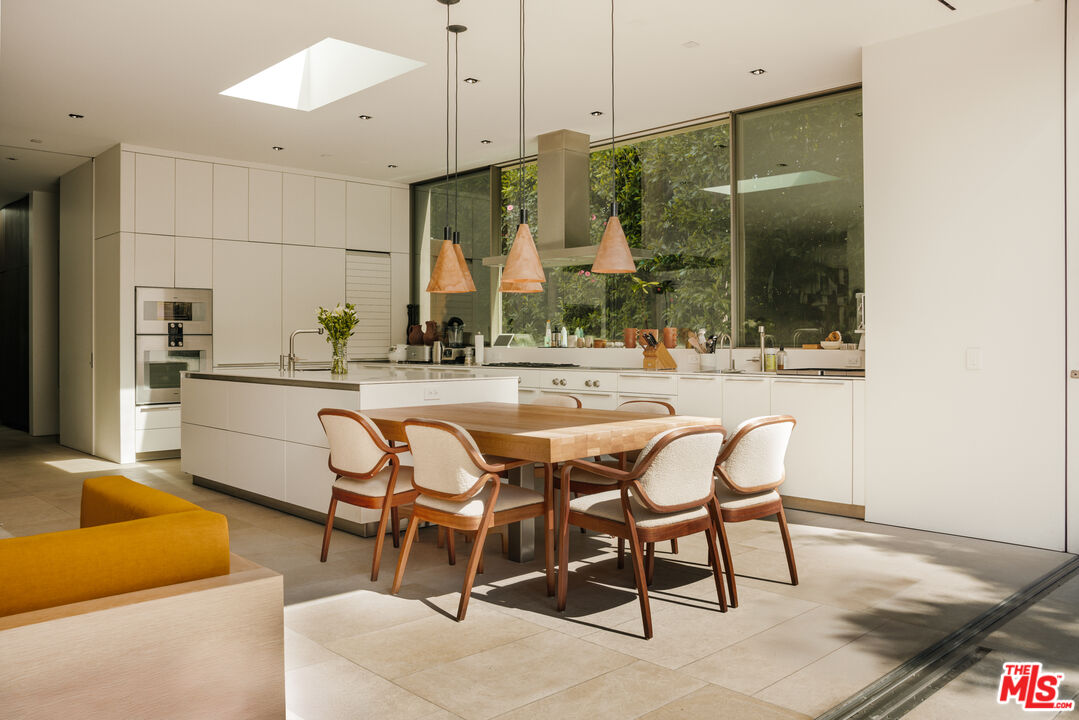 MLS #25522841 image #13