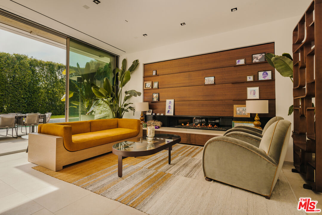 MLS #25522841 image #15