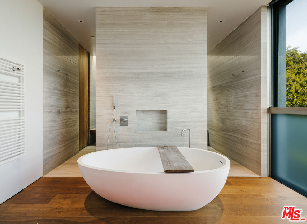 MLS #25522841 image #20