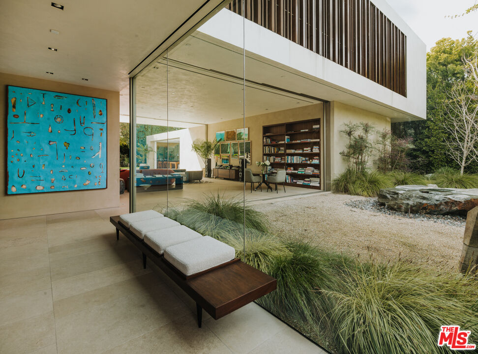 MLS #25522841 image #0