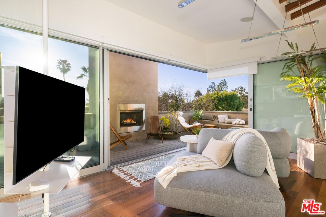 MLS #25525855 image #12