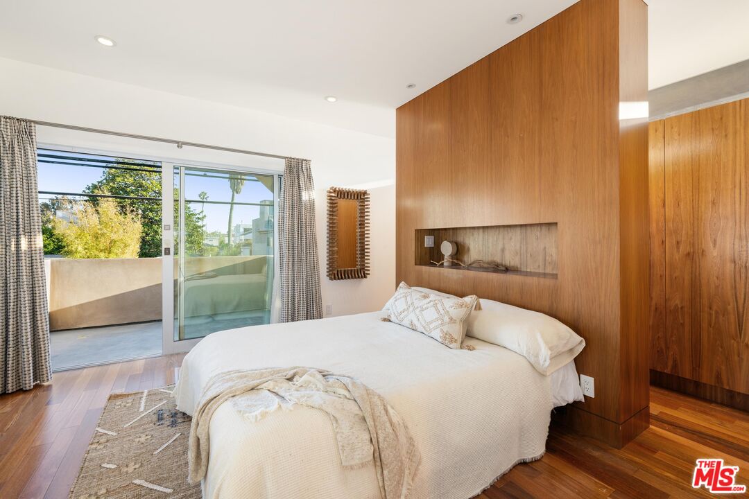 MLS #25525855 image #24