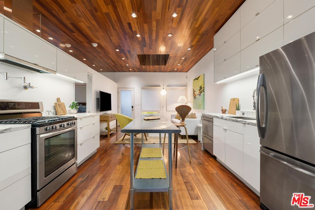 MLS #25525855 image #32