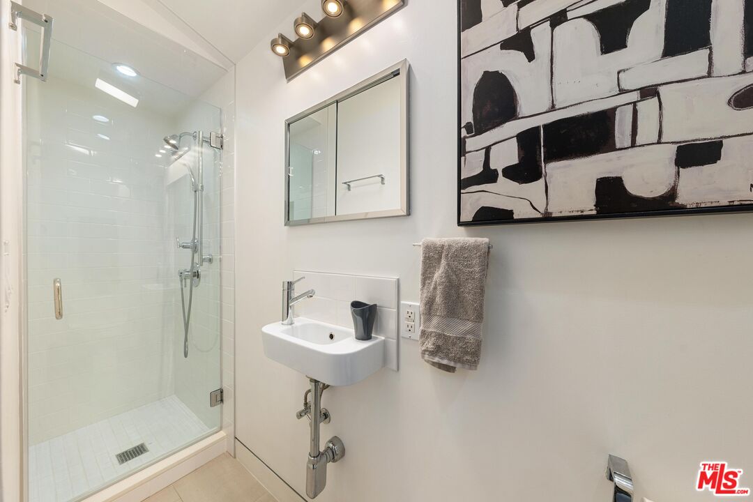 MLS #25525855 image #39