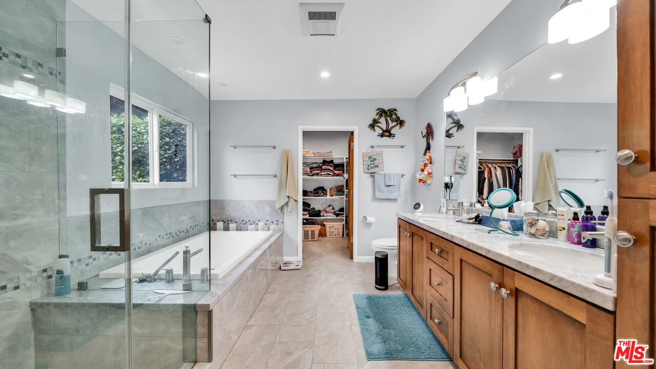 MLS #25525933 image #11