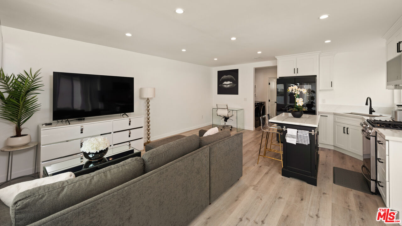 MLS #25527519 image #22