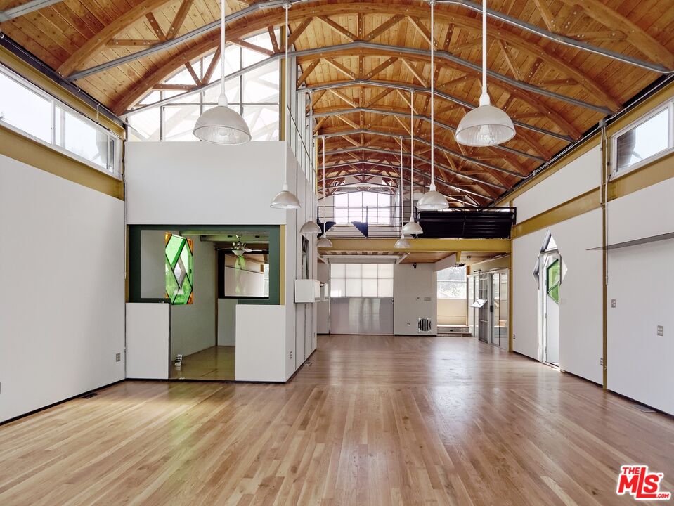 MLS #25530217 image #9