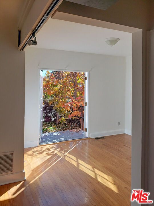 MLS #25530217 image #27