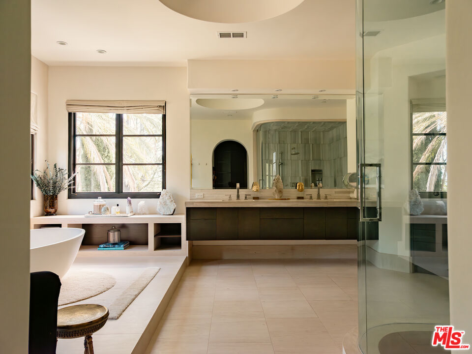 MLS #25531613 image #19