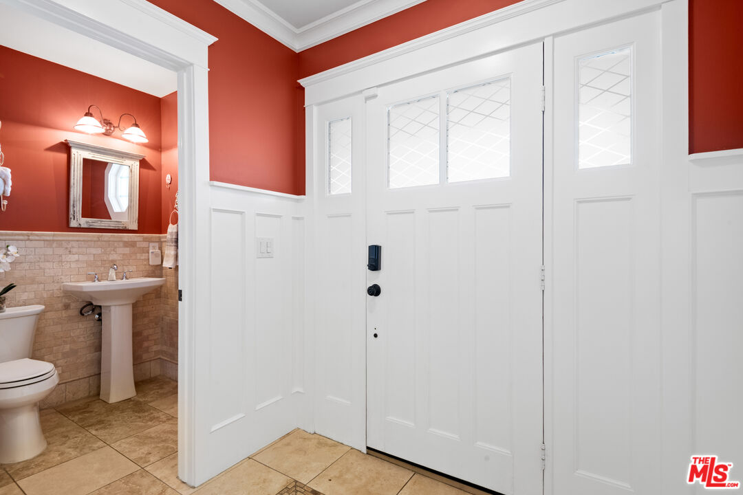 MLS #25532677 image #16