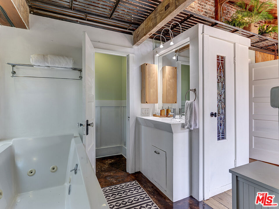 MLS #25533005 image #21