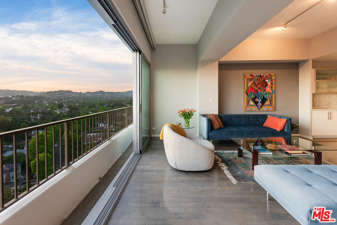 MLS #25533801 image #16