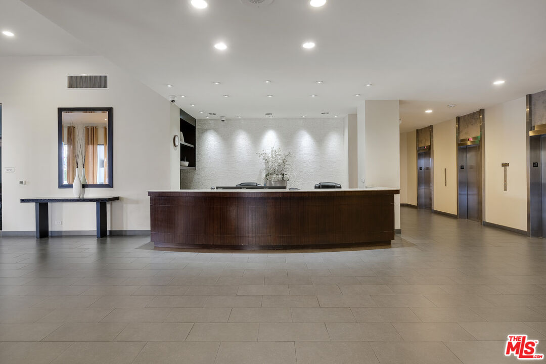 MLS #25533801 image #23