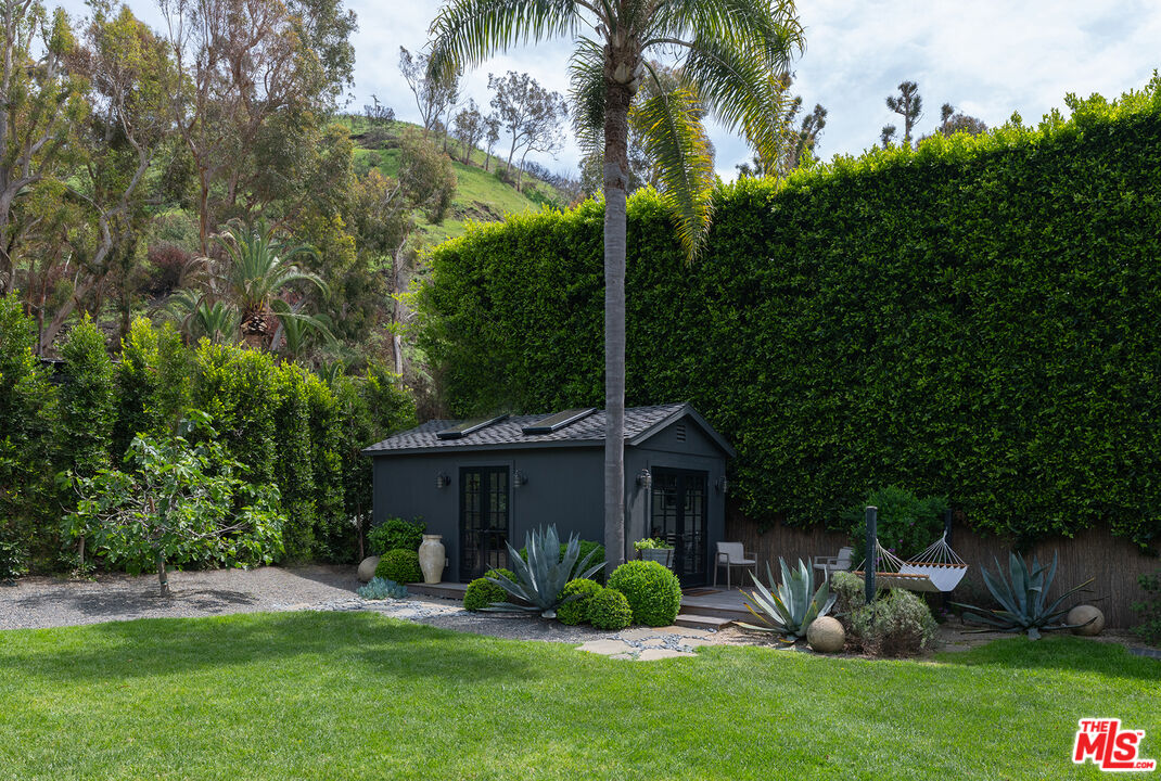 MLS #25534657 image #17