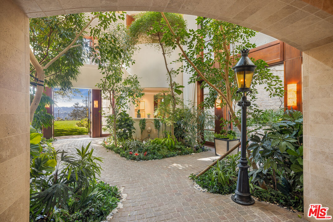 MLS #25536281 image #10