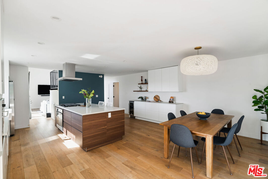 MLS #25537075 image #14