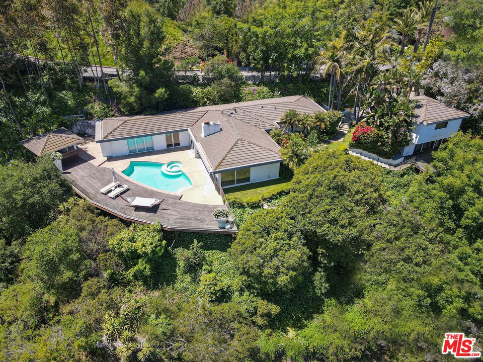 MLS #25537197 image #16