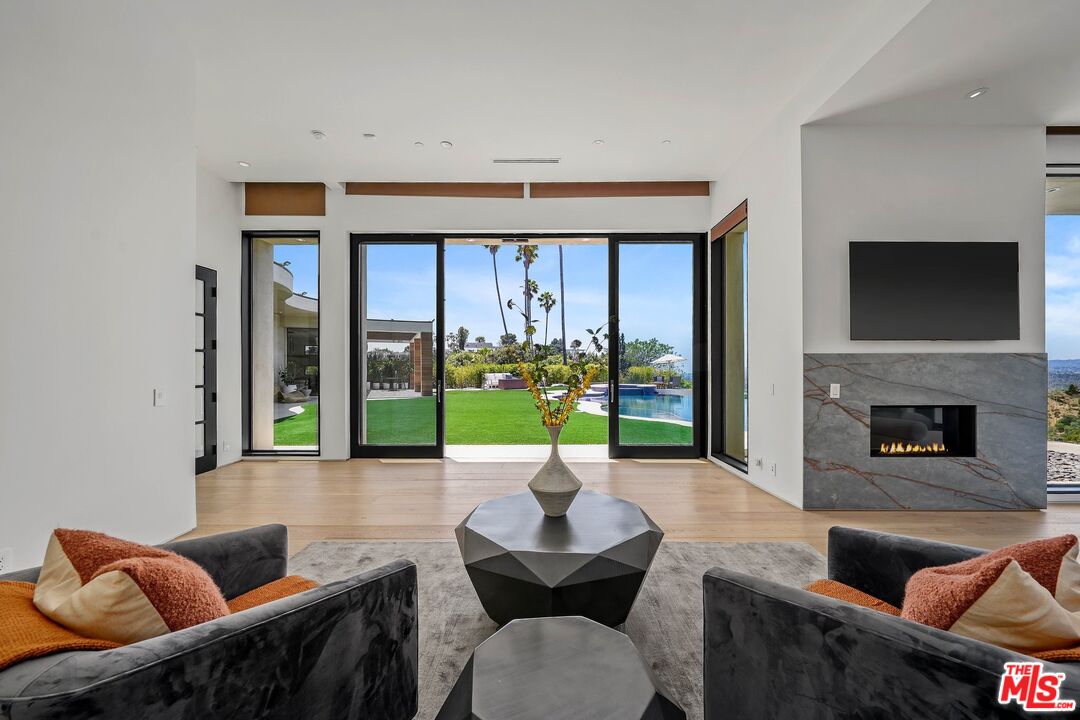 MLS #25539151 image #27