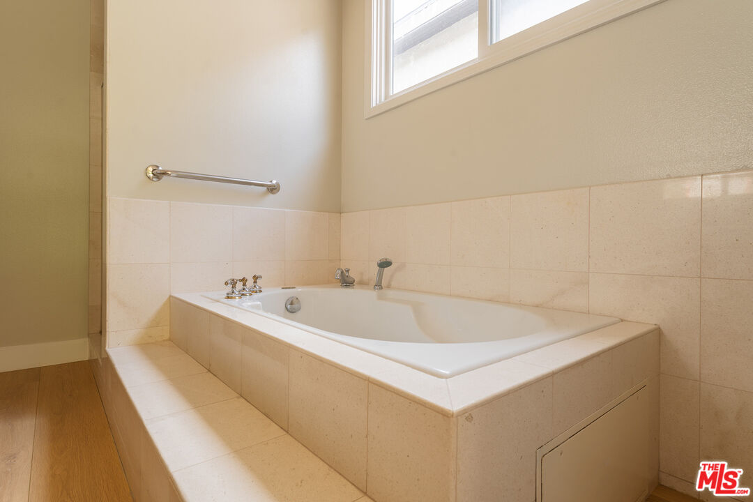 MLS #25539225 image #26