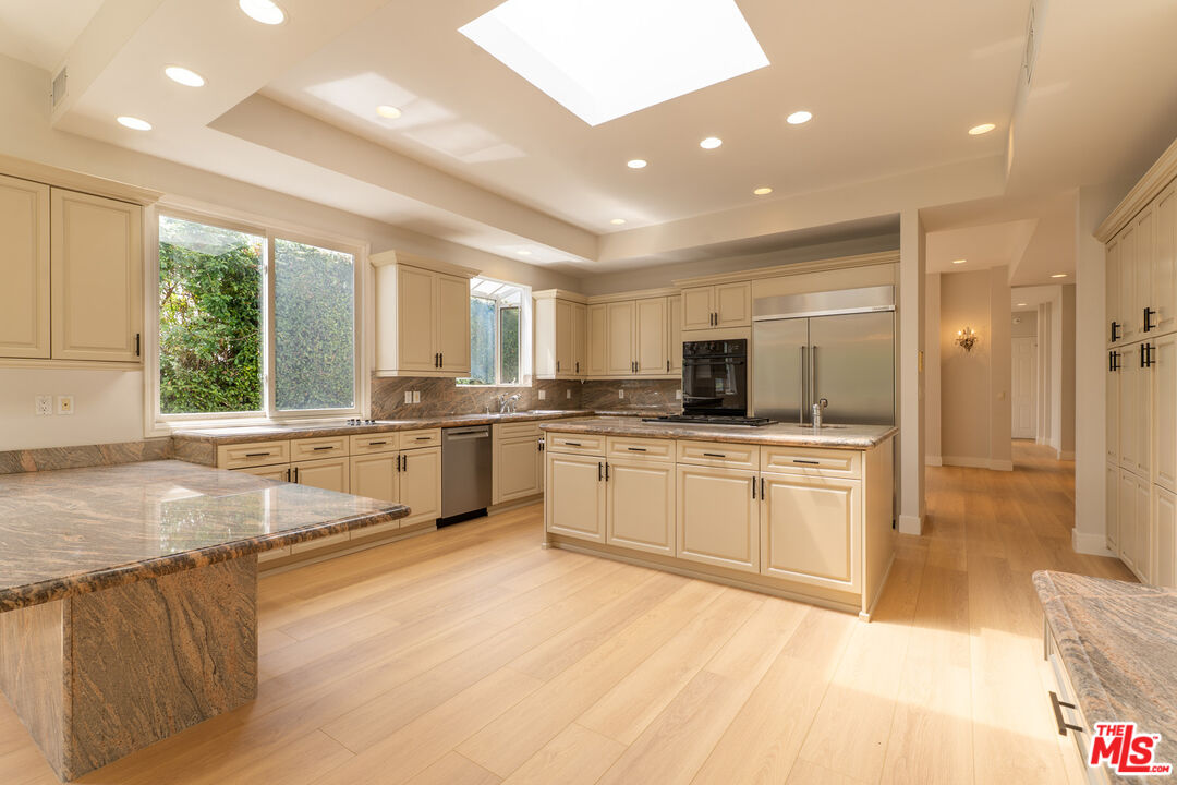 MLS #25539225 image #8