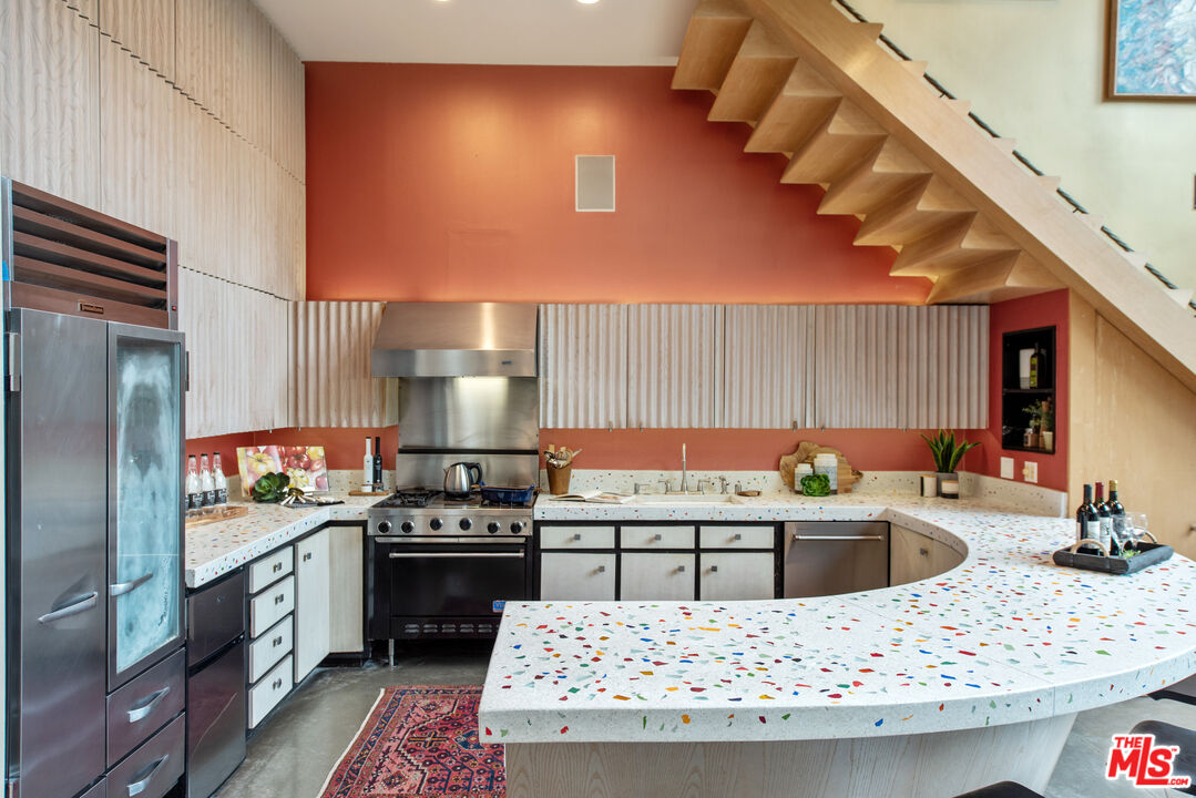 MLS #25540193 image #11