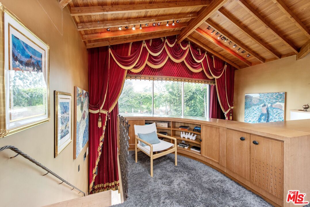 MLS #25540193 image #22