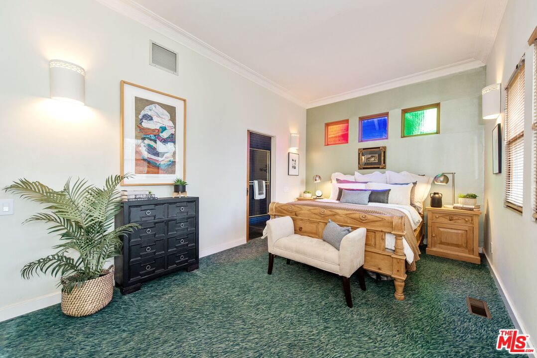 MLS #25540193 image #29