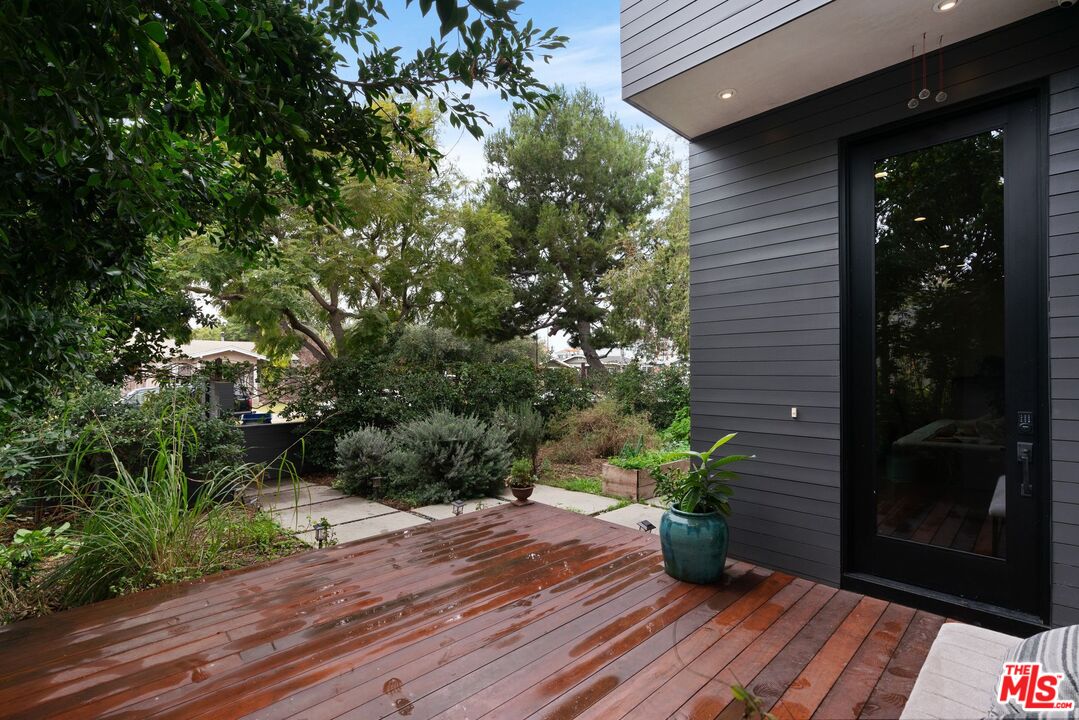 MLS #25541379 image #0