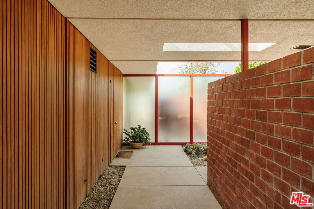 MLS #25541711 image #23