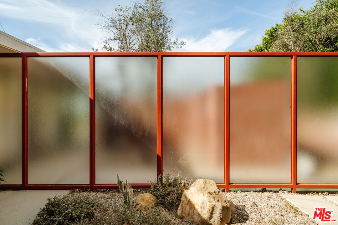 MLS #25541711 image #24