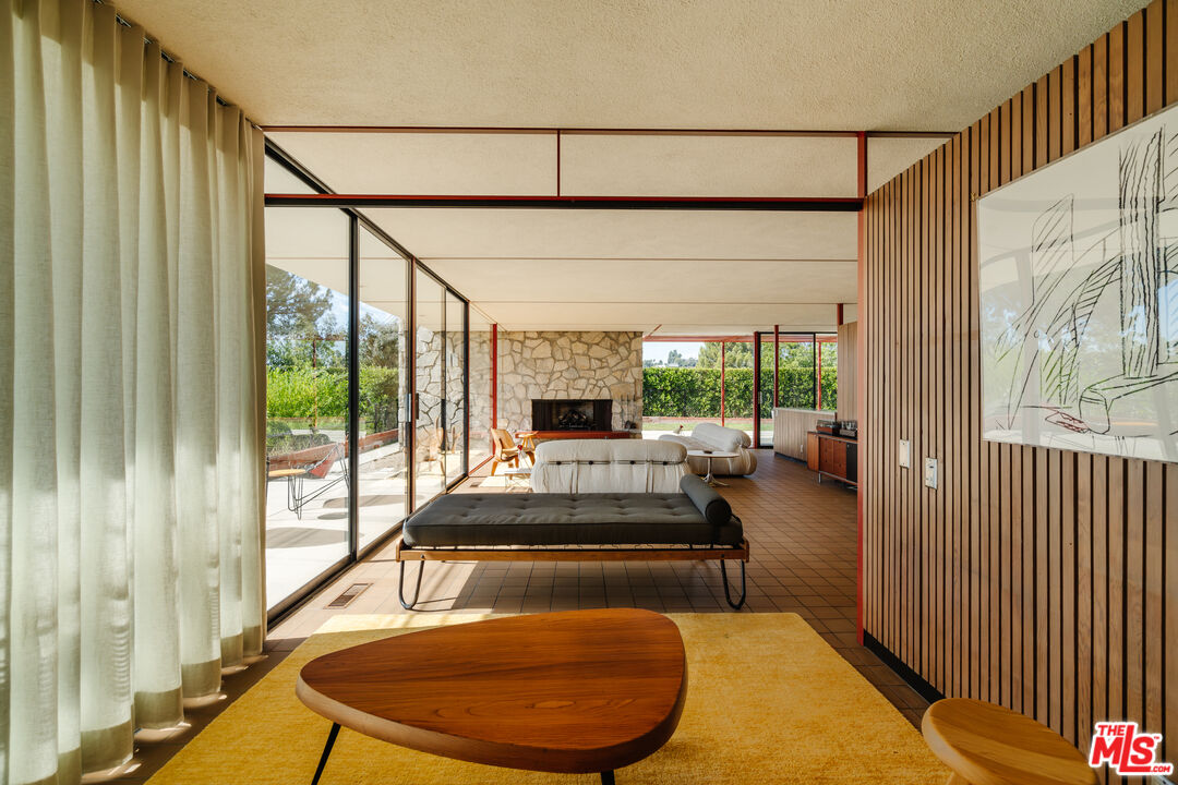 MLS #25541711 image #3