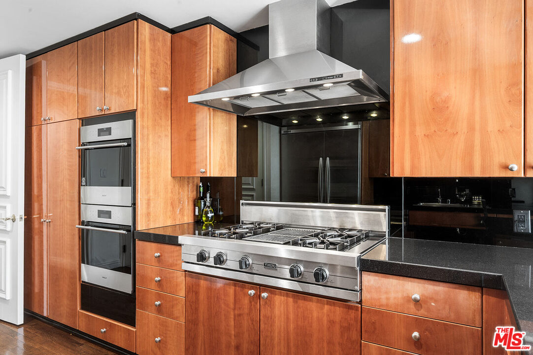 MLS #25542793 image #9