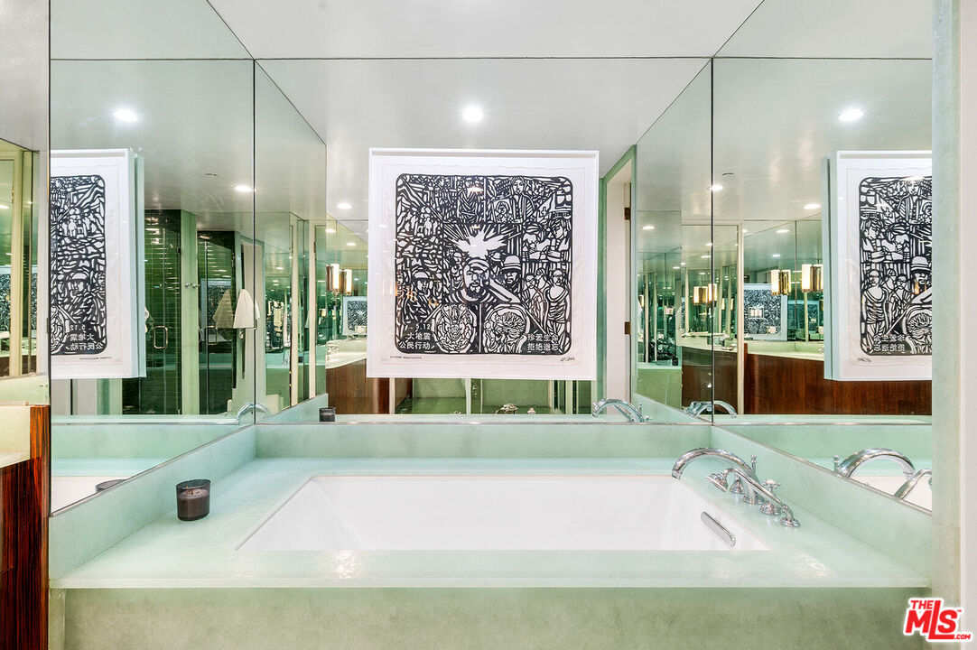 MLS #25542793 image #19